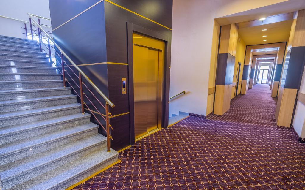 אחלציחה Hotel Lomsia מראה חיצוני תמונה