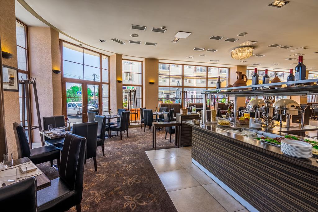 אחלציחה Hotel Lomsia מראה חיצוני תמונה