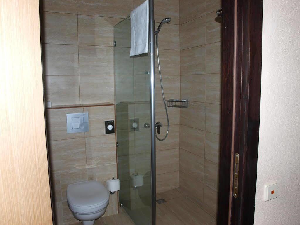 אחלציחה Hotel Lomsia מראה חיצוני תמונה