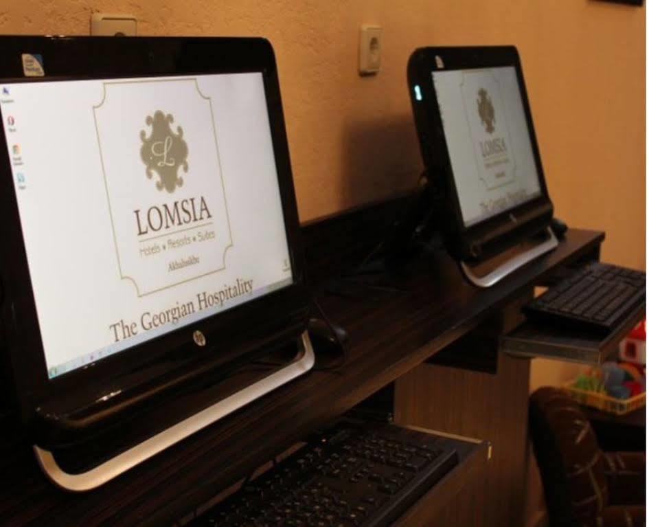 אחלציחה Hotel Lomsia מראה חיצוני תמונה