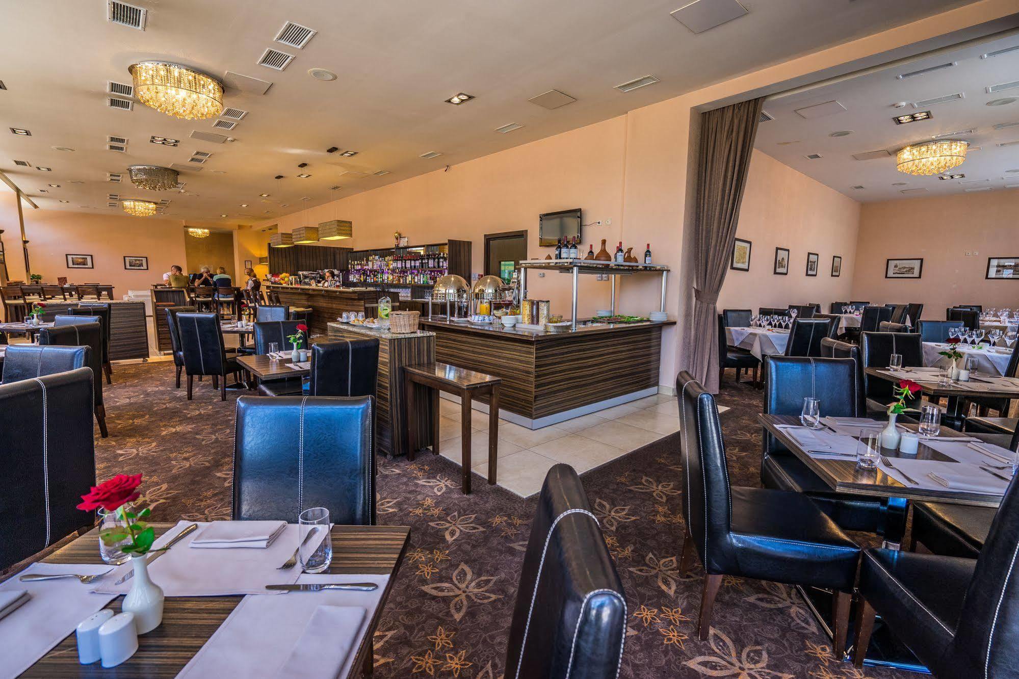 אחלציחה Hotel Lomsia מראה חיצוני תמונה