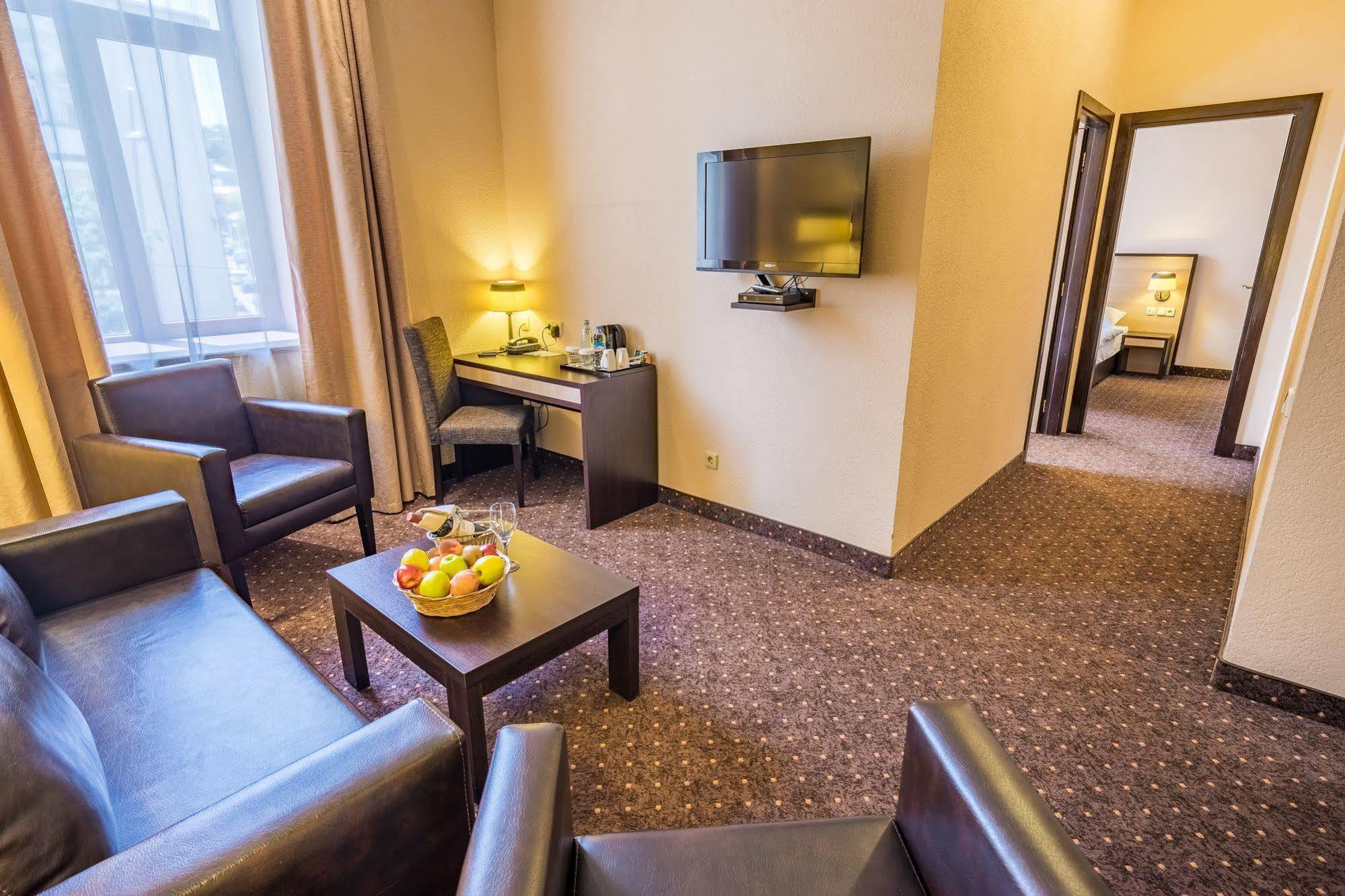 אחלציחה Hotel Lomsia מראה חיצוני תמונה