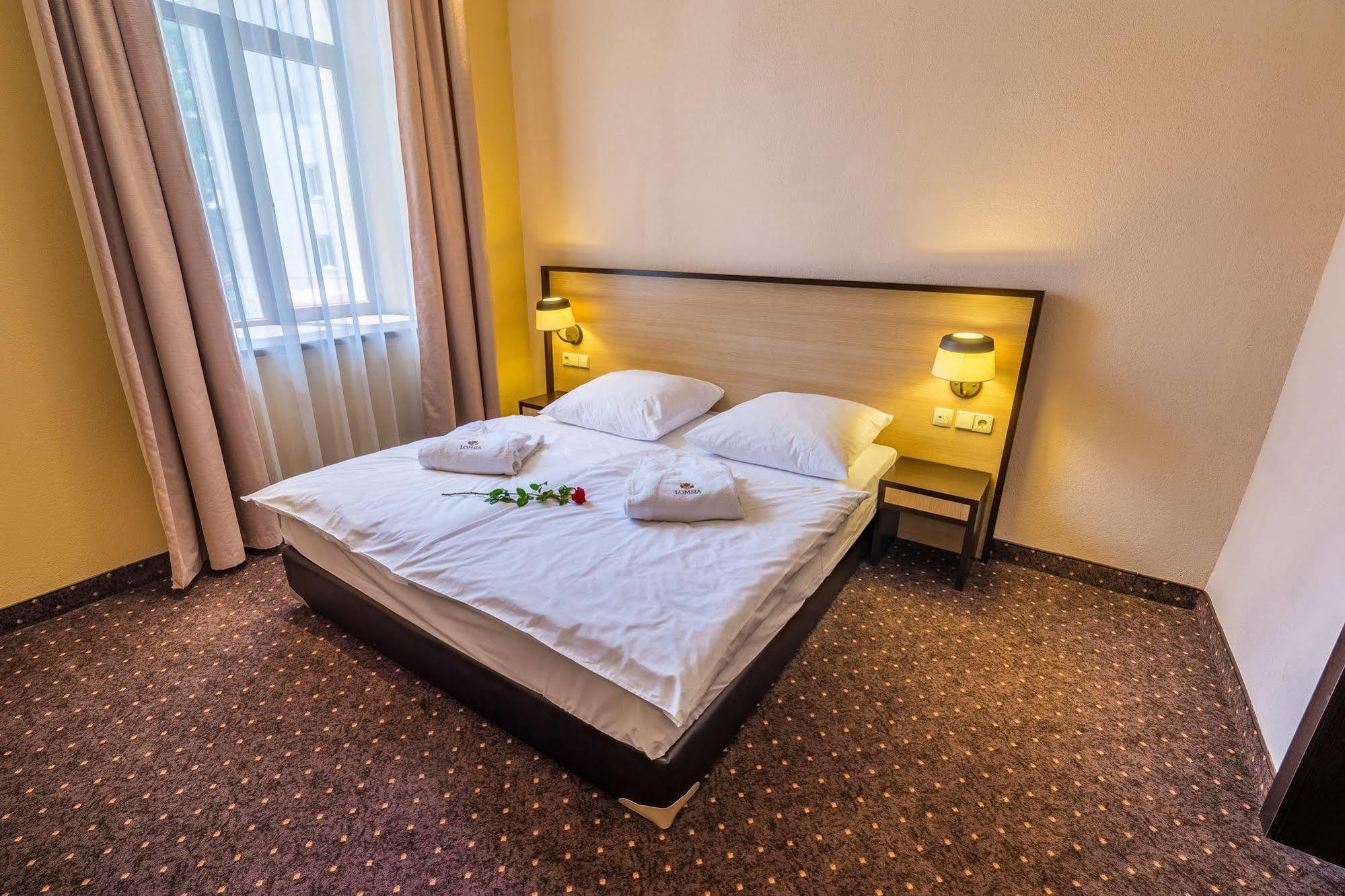 אחלציחה Hotel Lomsia מראה חיצוני תמונה
