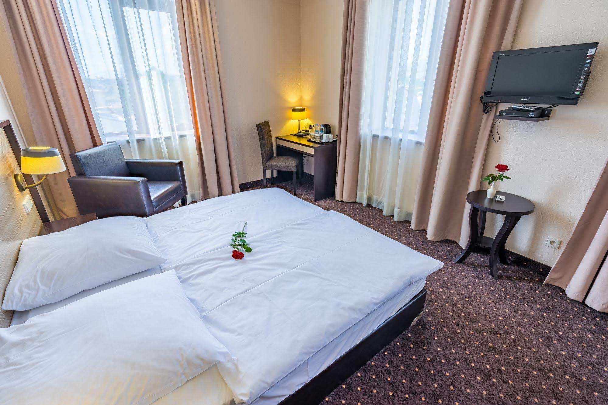 אחלציחה Hotel Lomsia מראה חיצוני תמונה