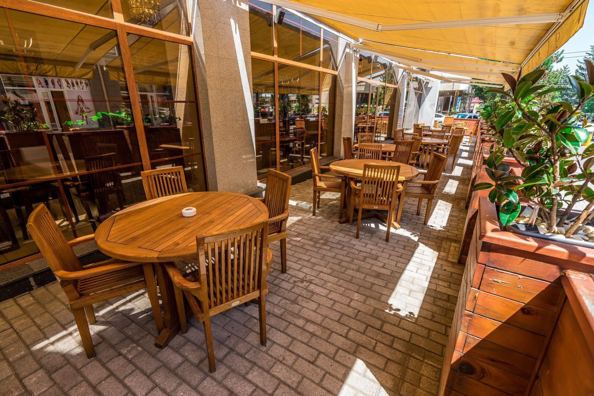 אחלציחה Hotel Lomsia מראה חיצוני תמונה