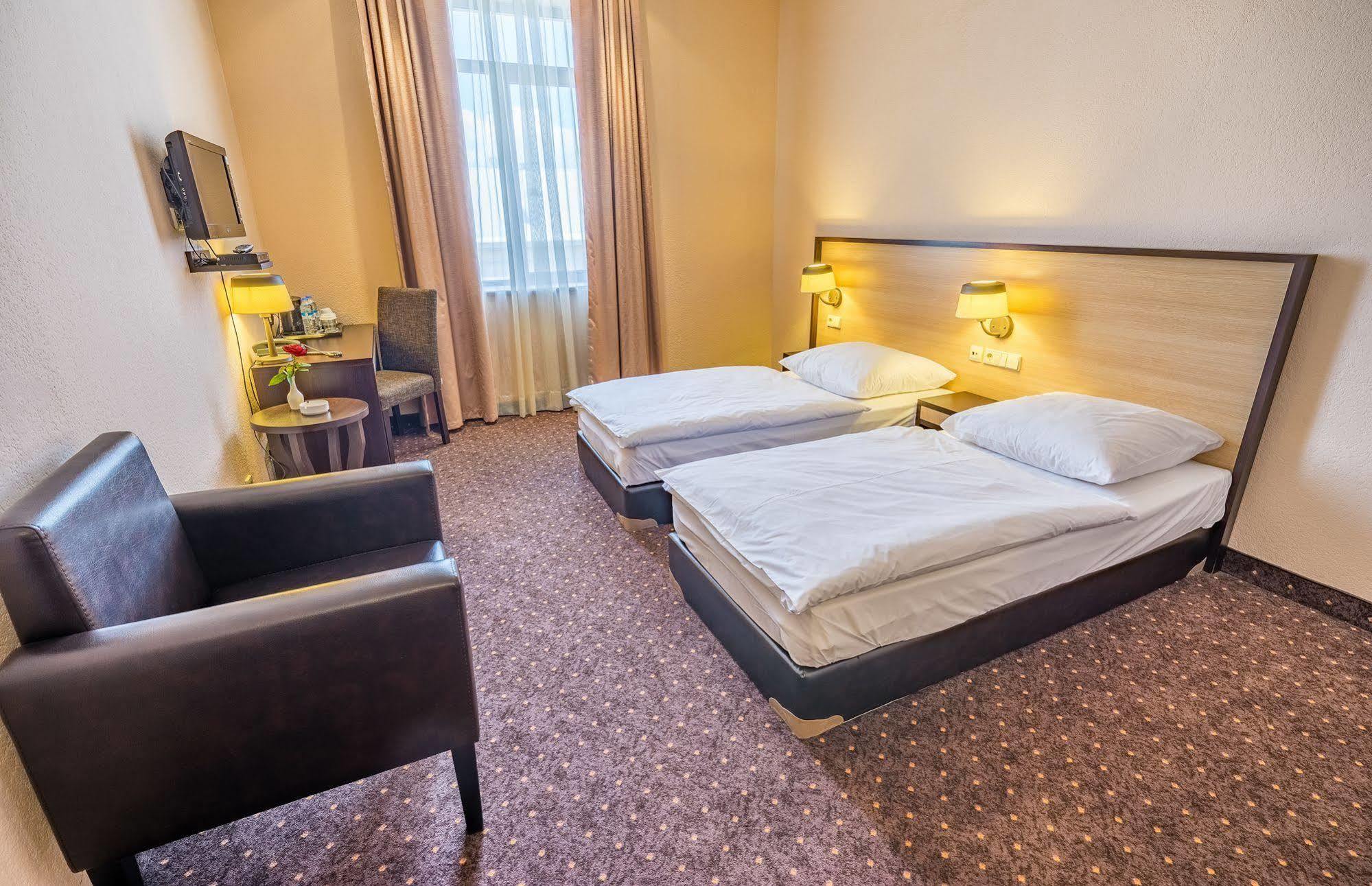 אחלציחה Hotel Lomsia מראה חיצוני תמונה